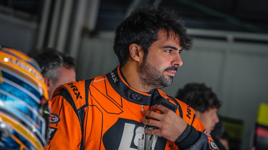 Lambiris: "La victoria al caer"