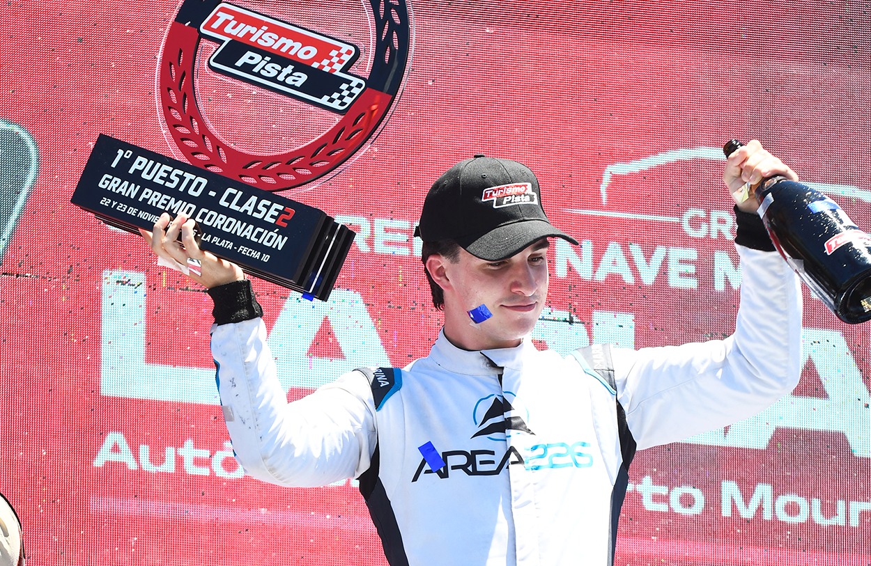 C2: SPINELLA LA CARRERA Y HERRERA EL CAMPEONATO
